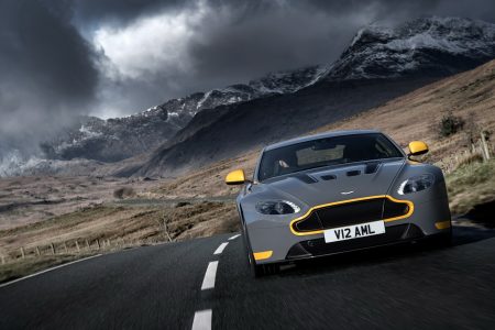 Aston Martin V12 Vantage