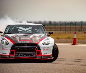 Nissan GT-R derrape