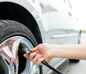 Inflado excesivo de neumáticos