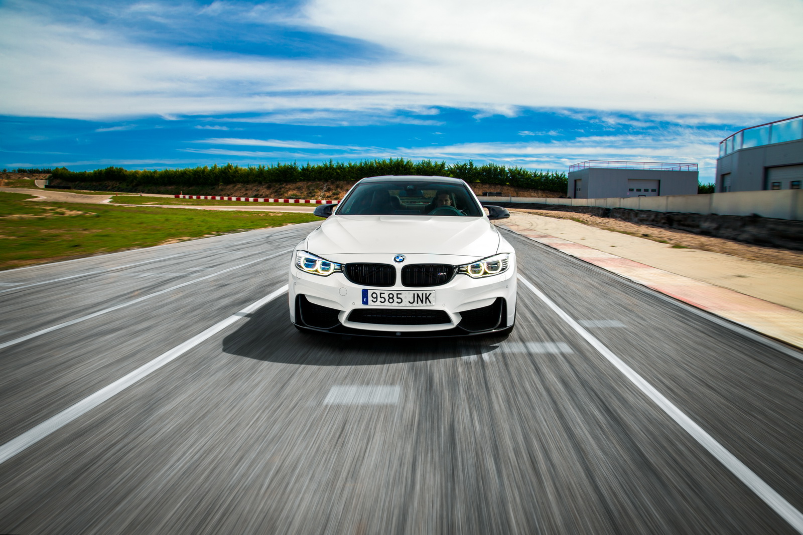 BMW M4 CS