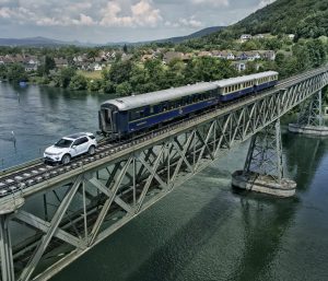 Land Cover Discovery Sport