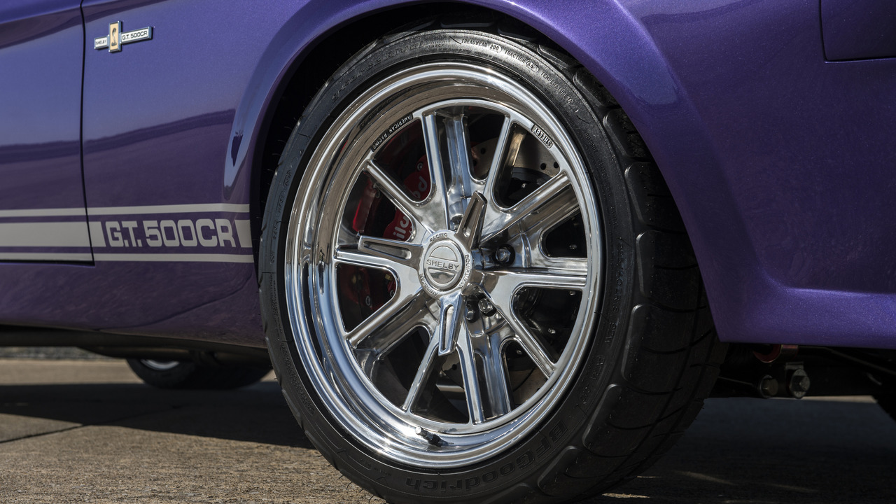 Classic Recreations Ford Mustang GT500CR