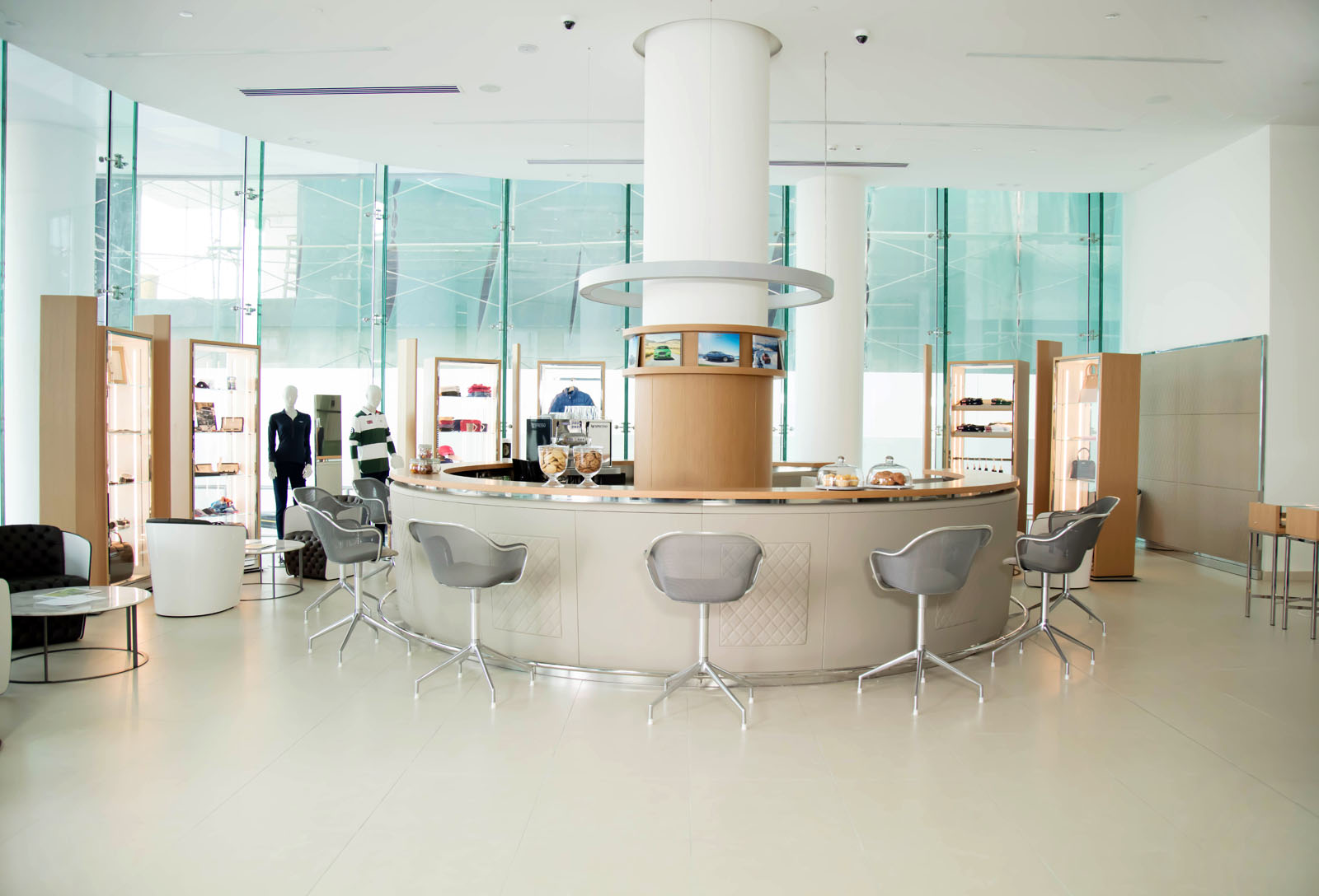 Concesionario Bentley Dubái