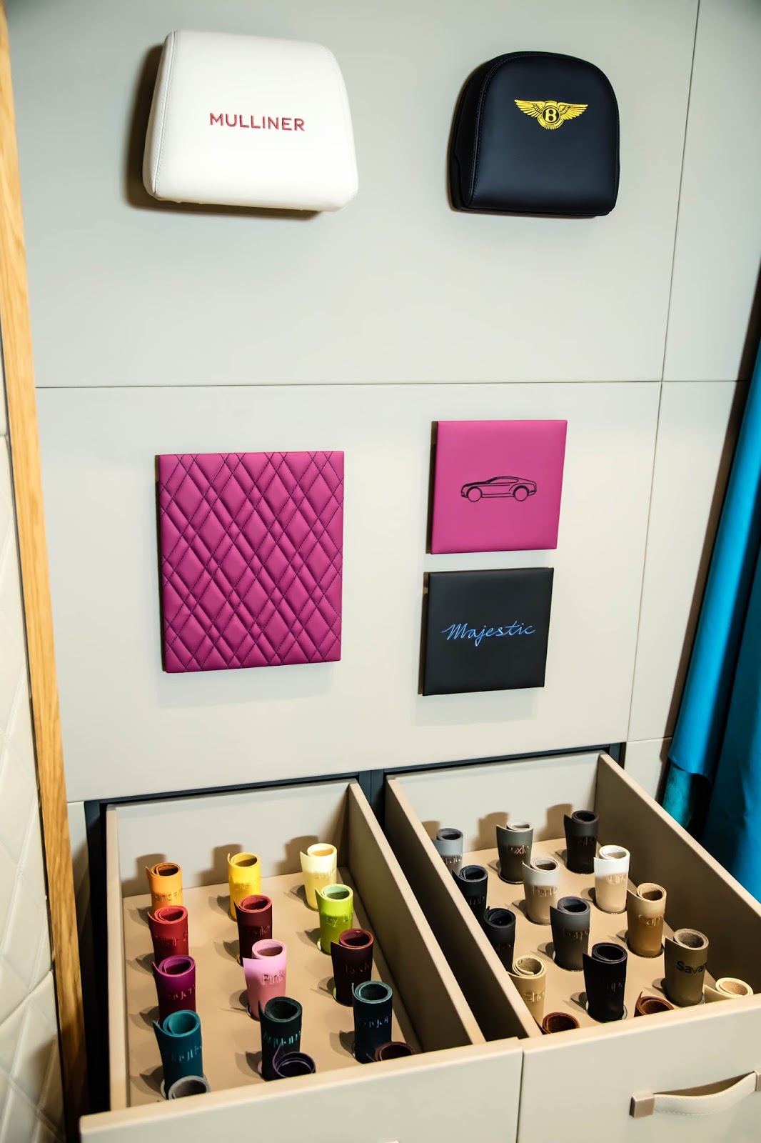 Concesionario Bentley Dubái