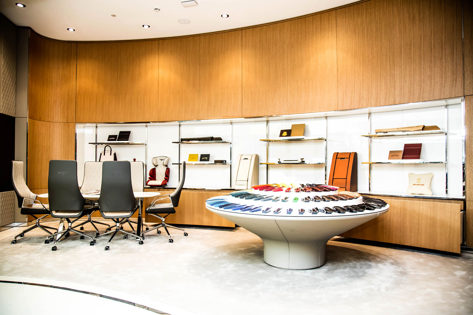 Concesionario Bentley Dubái