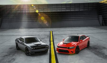 Dodge Challenger T/A y Dodge Charger Daytona