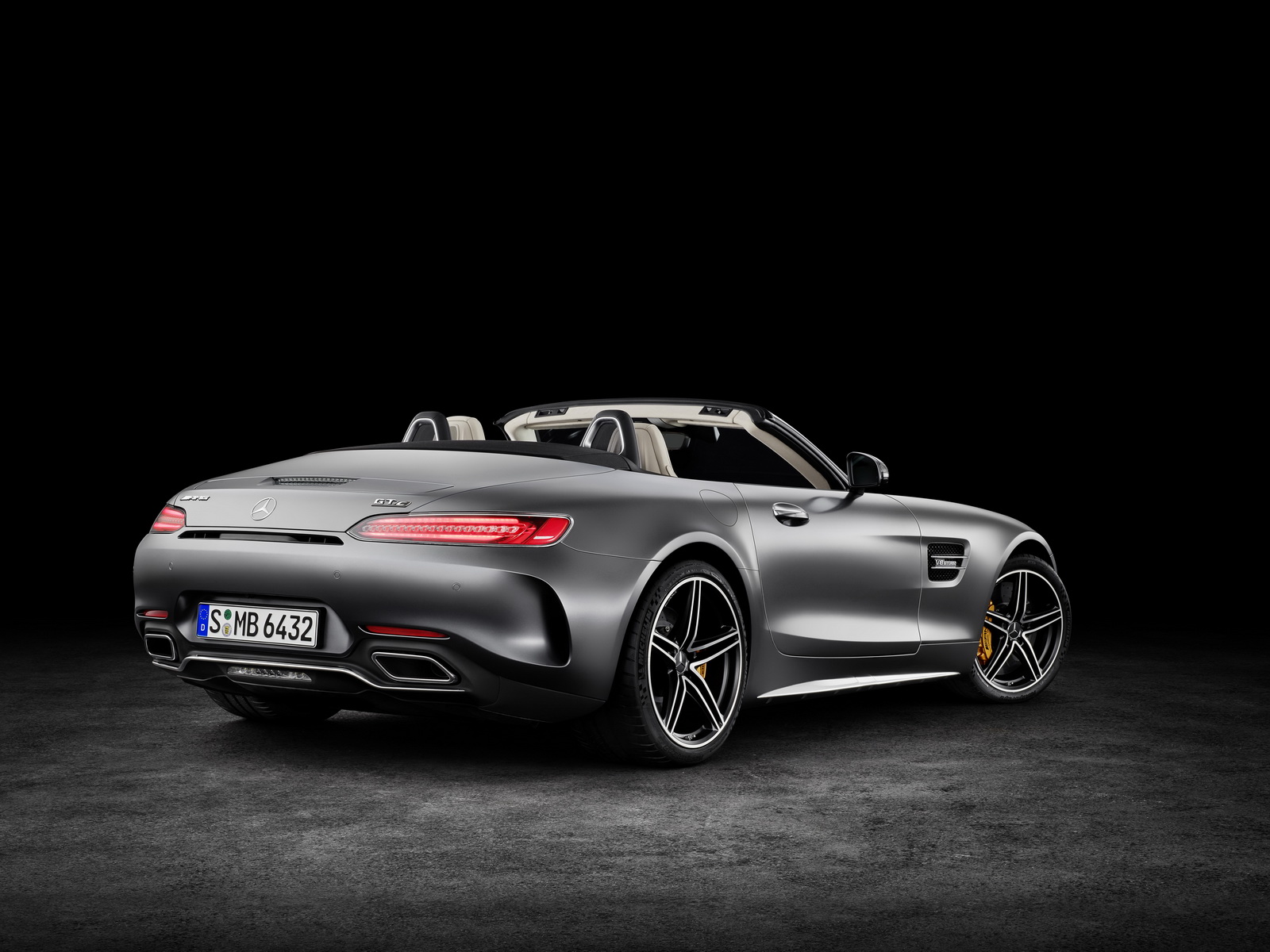 Mercedes-AMG GT Roadster