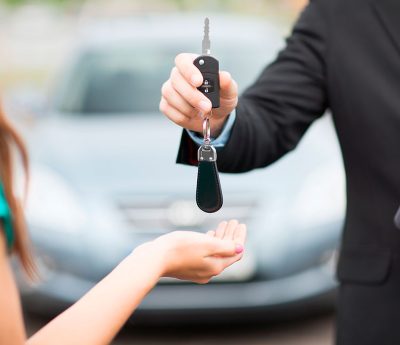 alquilar coche semana santa