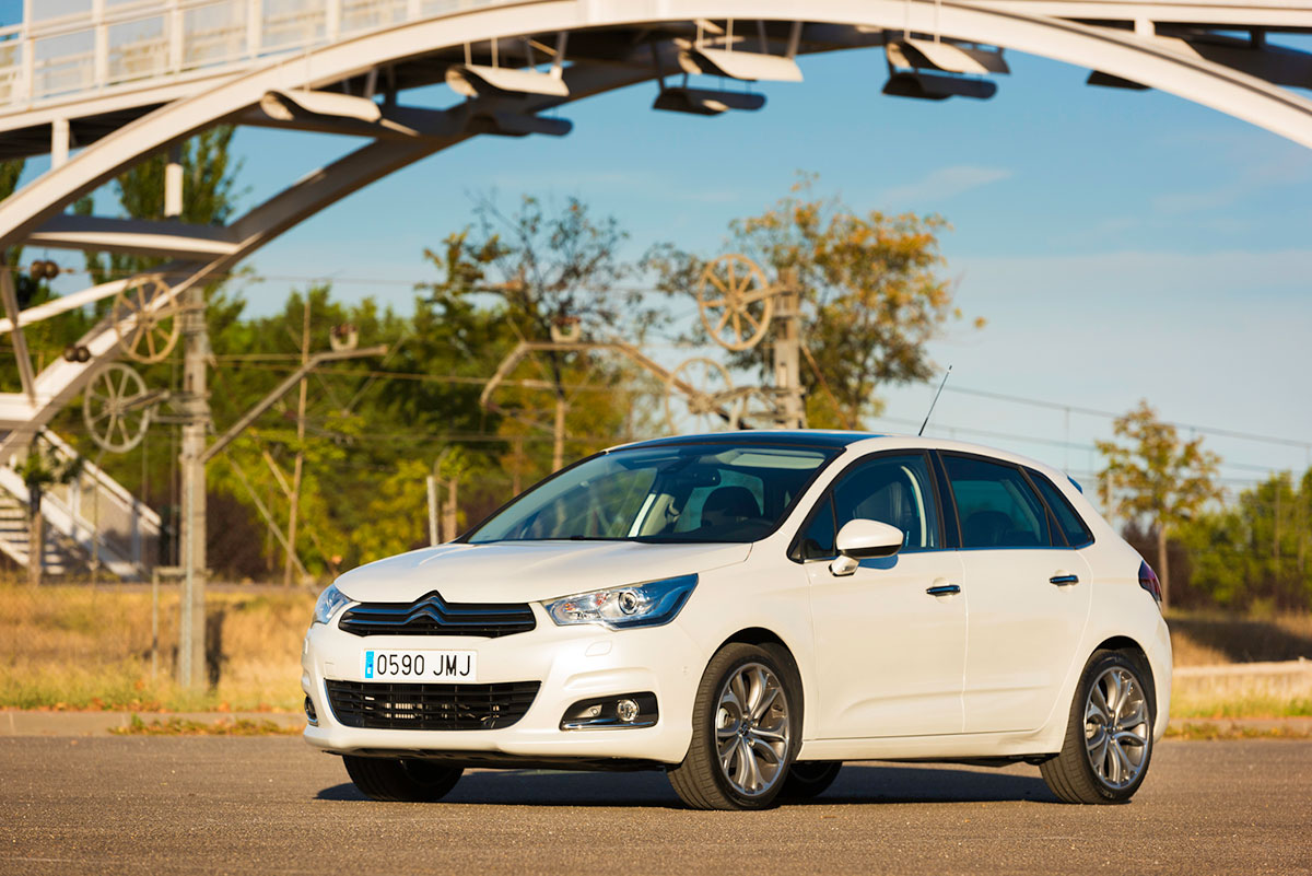 coches familiares compactos