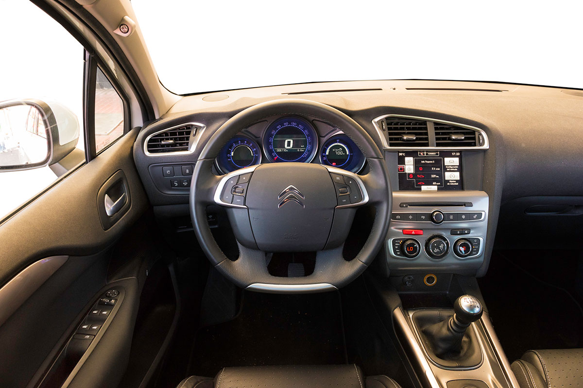 coches familiares compactos