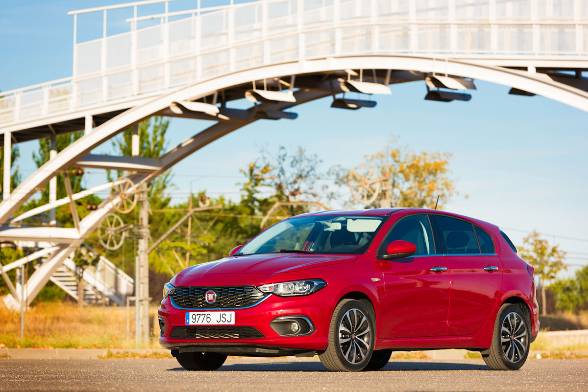 coches familiares compactos