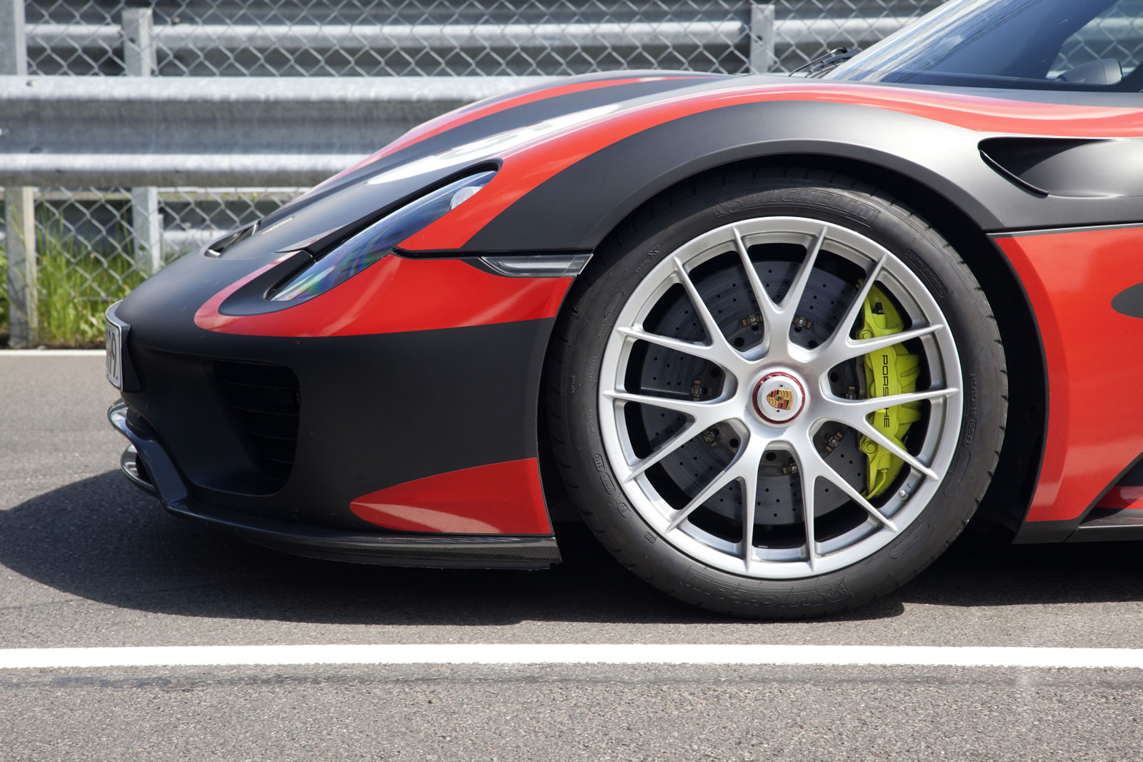 Llantas de magnesio Porsche 918 Spyder: 30.000 euros