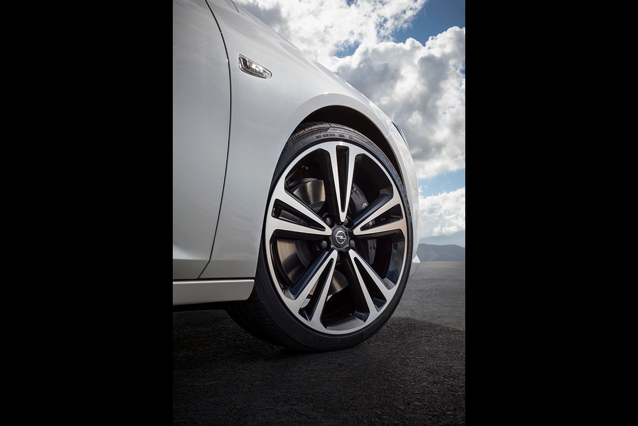 opel insignia grand sport