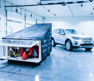 Cabaña de madera Land Rover