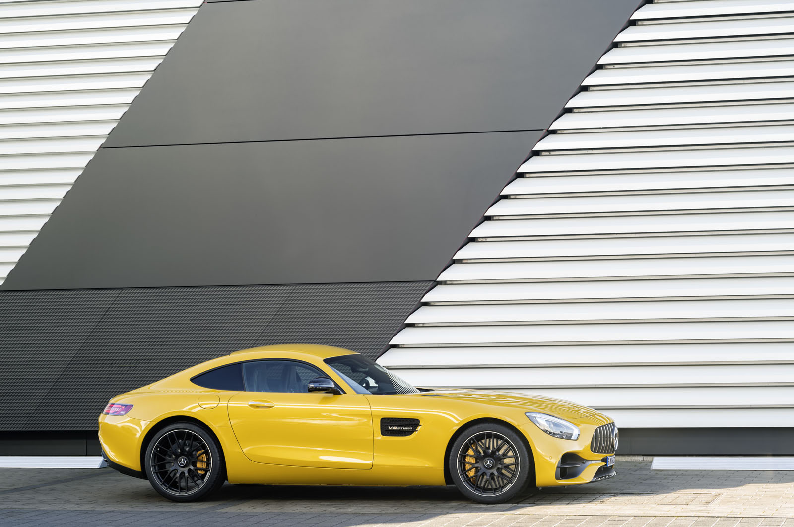 Mercedes AMG GT 