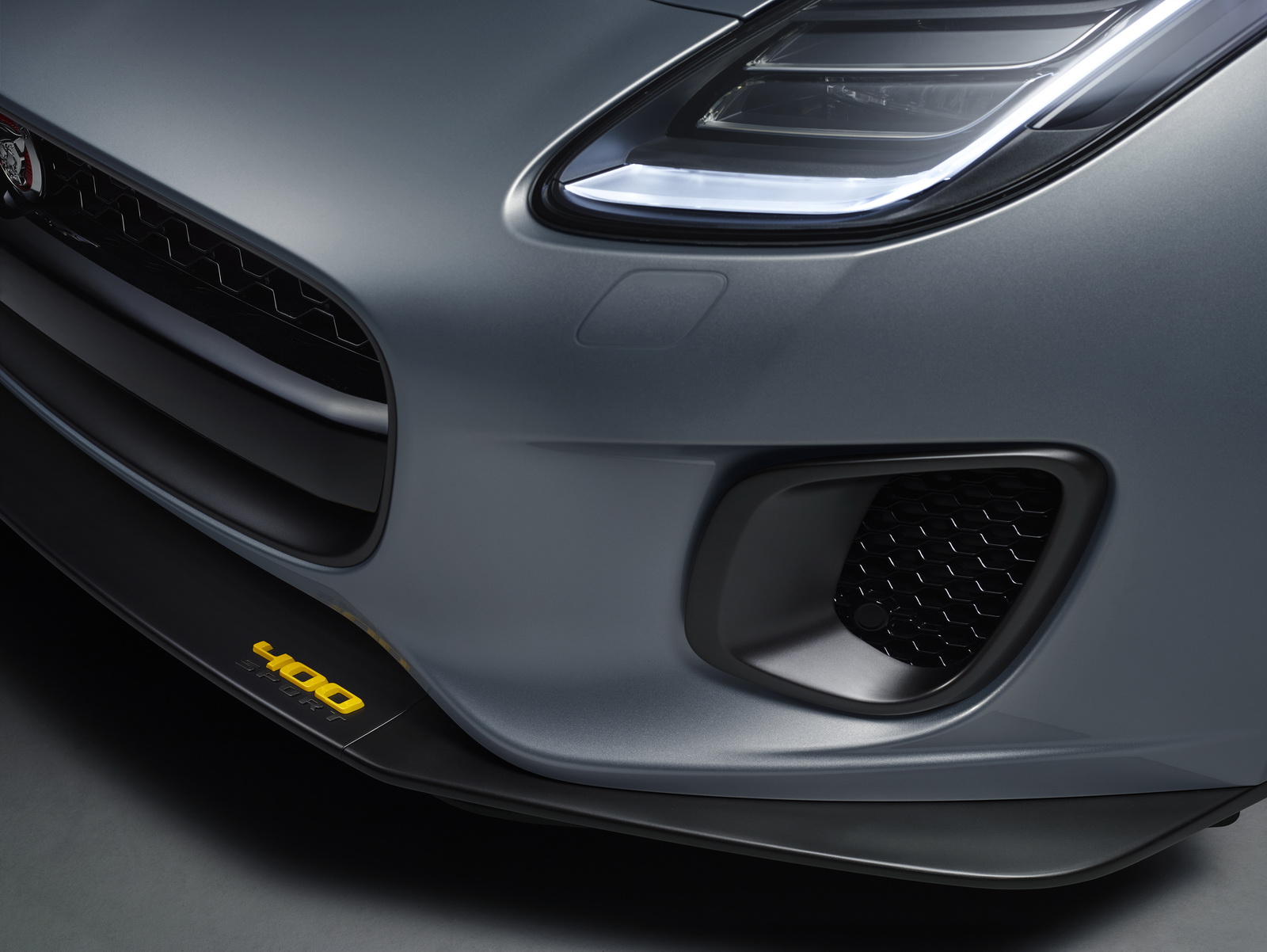 Jaguar F-Type 400 Sport