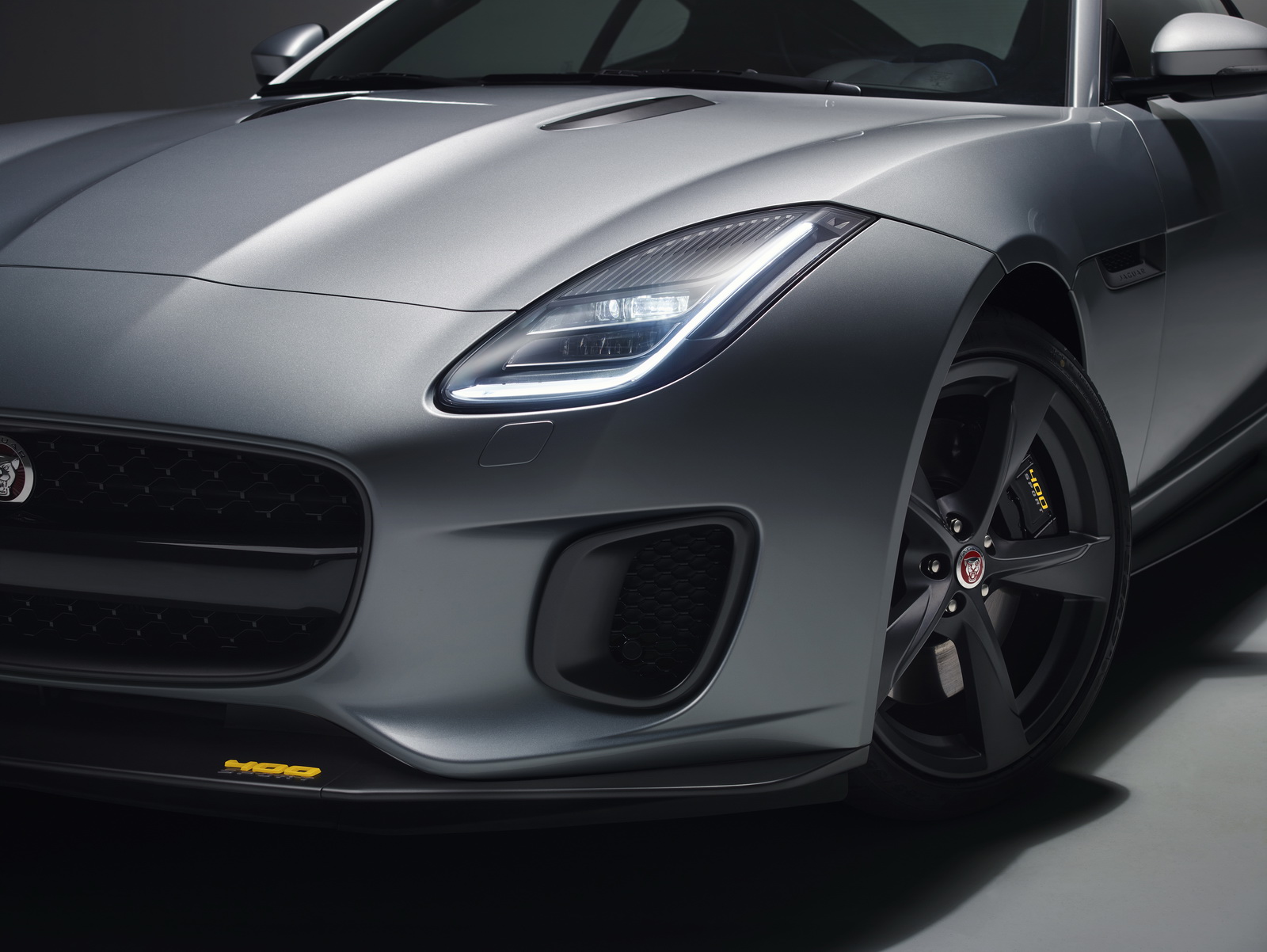 Jaguar F-Type 400 Sport