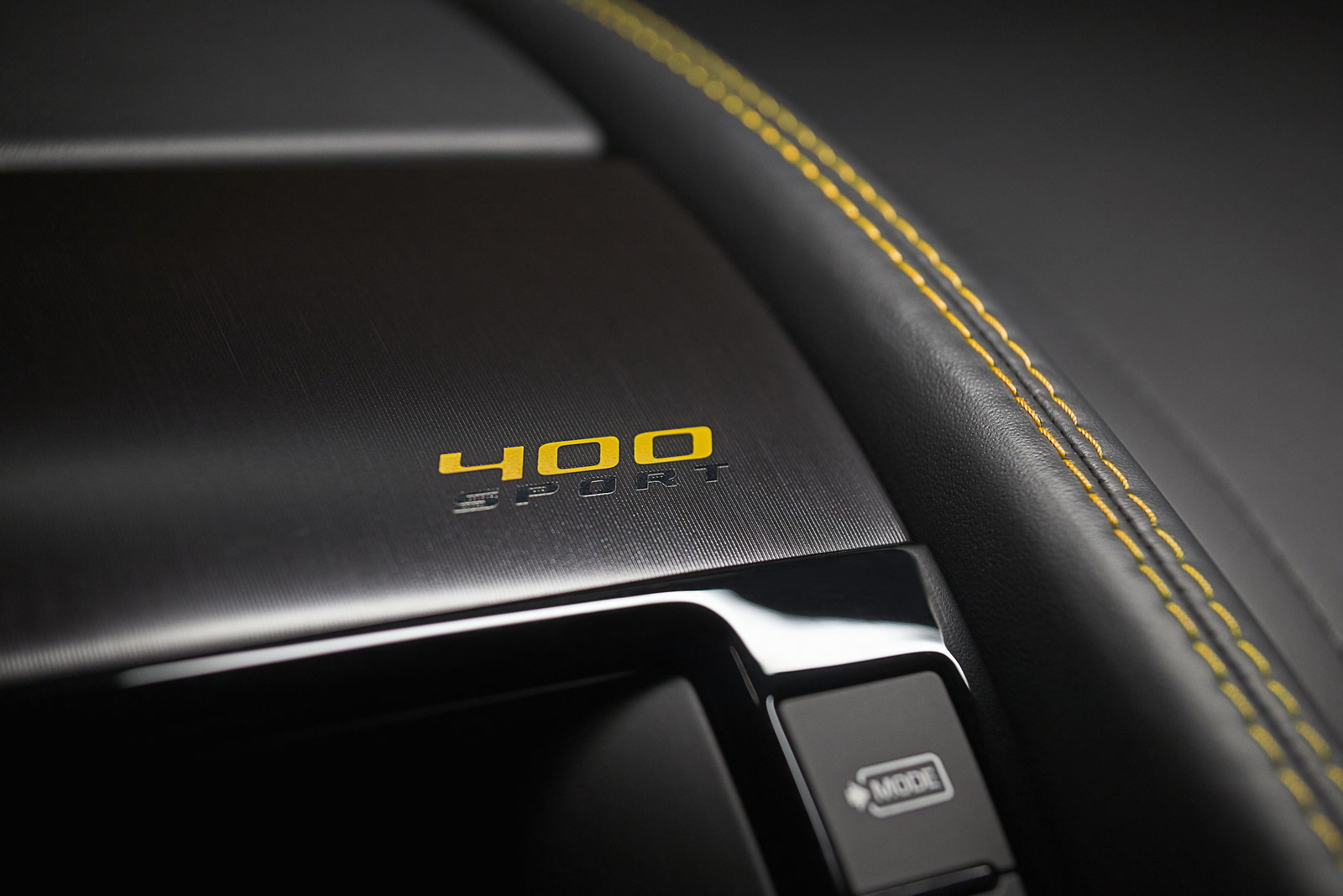 Jaguar F-Type 400 Sport