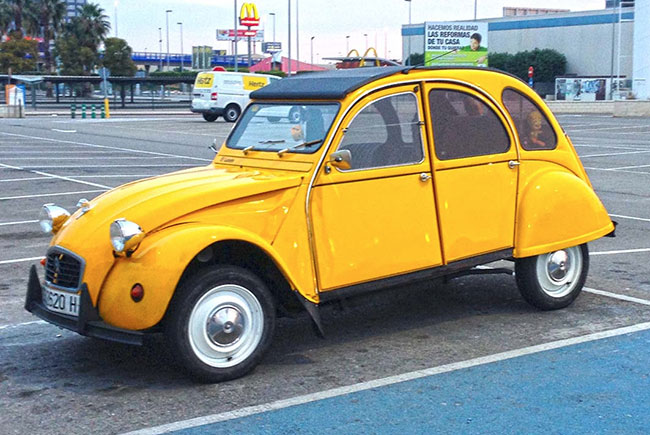 Citroen 2CV  (1979) // <a href="http://www.miclasico.com/63-citroen/6994-2cv" target="_blank">5.950 euros</a>