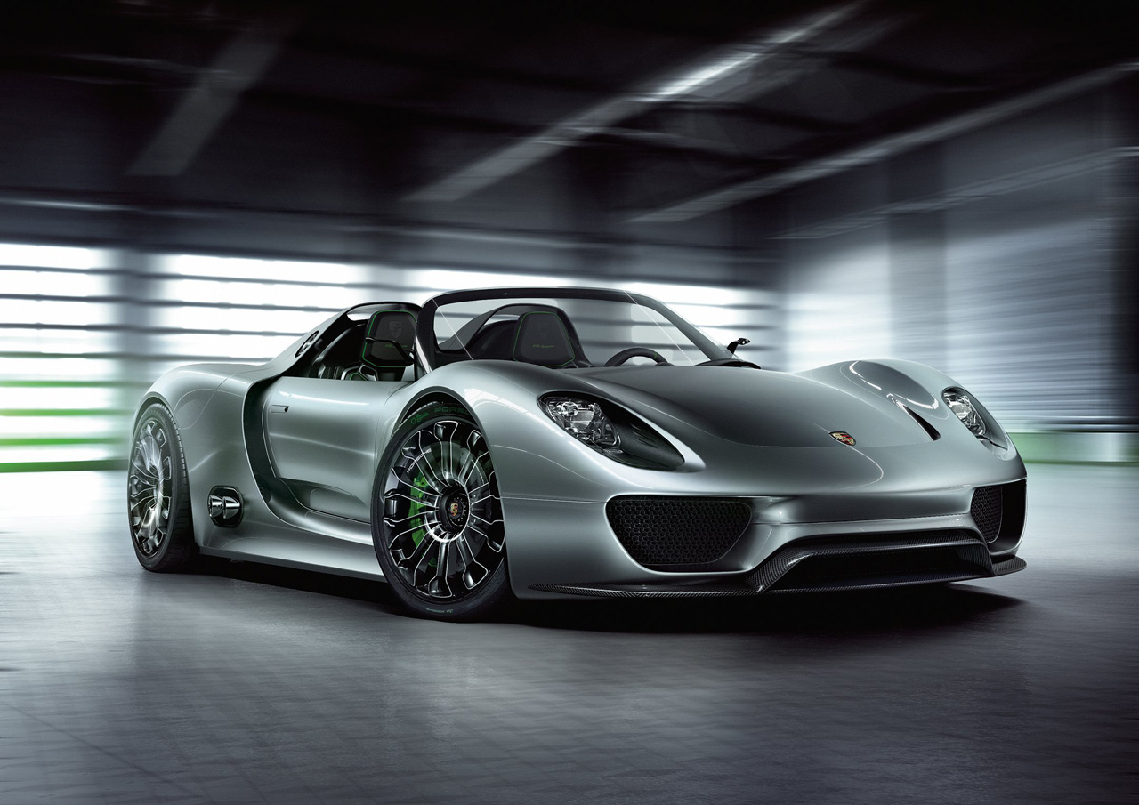 Porsche 918 Spyder: 887 CV