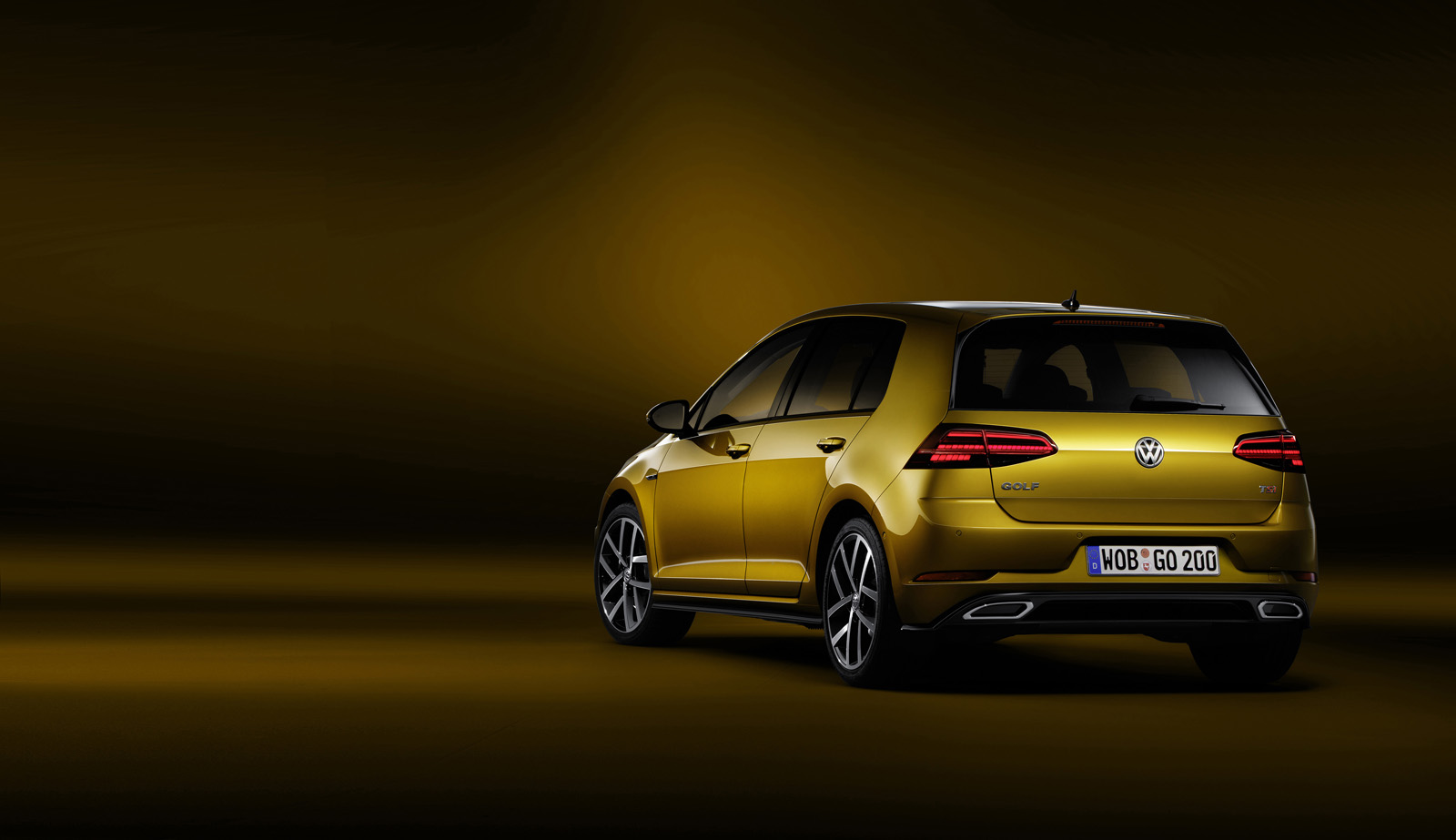 Volkswagen Golf R Line