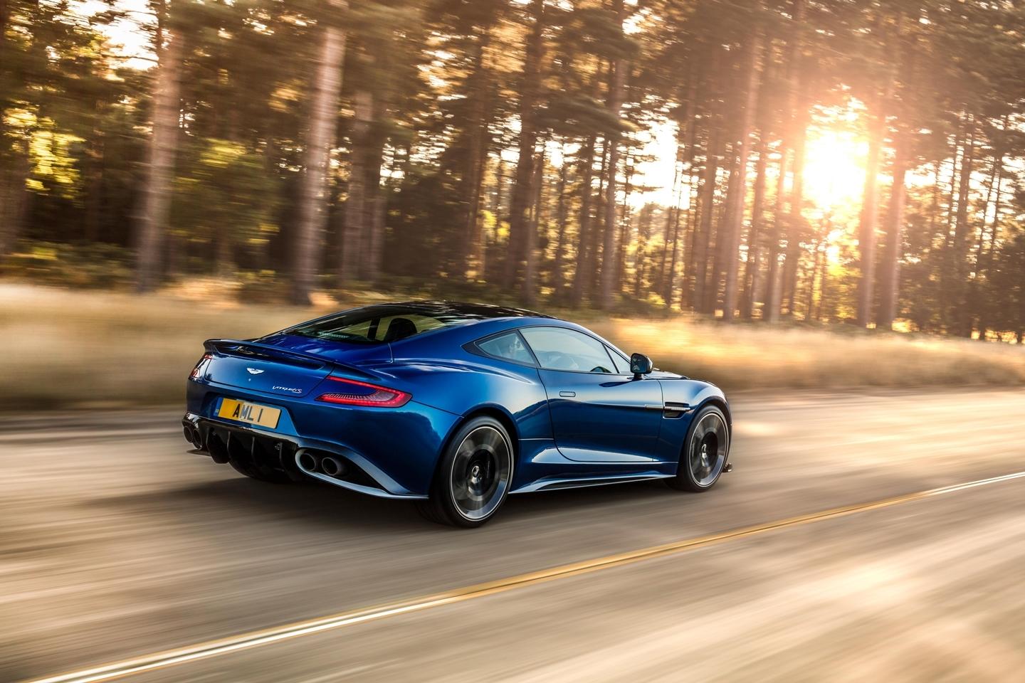Aston Martin Vanquish S: 600 CV