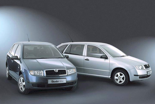 2002: Skoda Fabia 1.4 Comfort CV - 2.159.000 pesetas / 12.976 euros