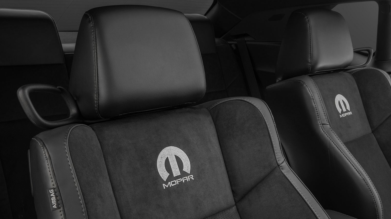 Dodge Challenger MOPAR