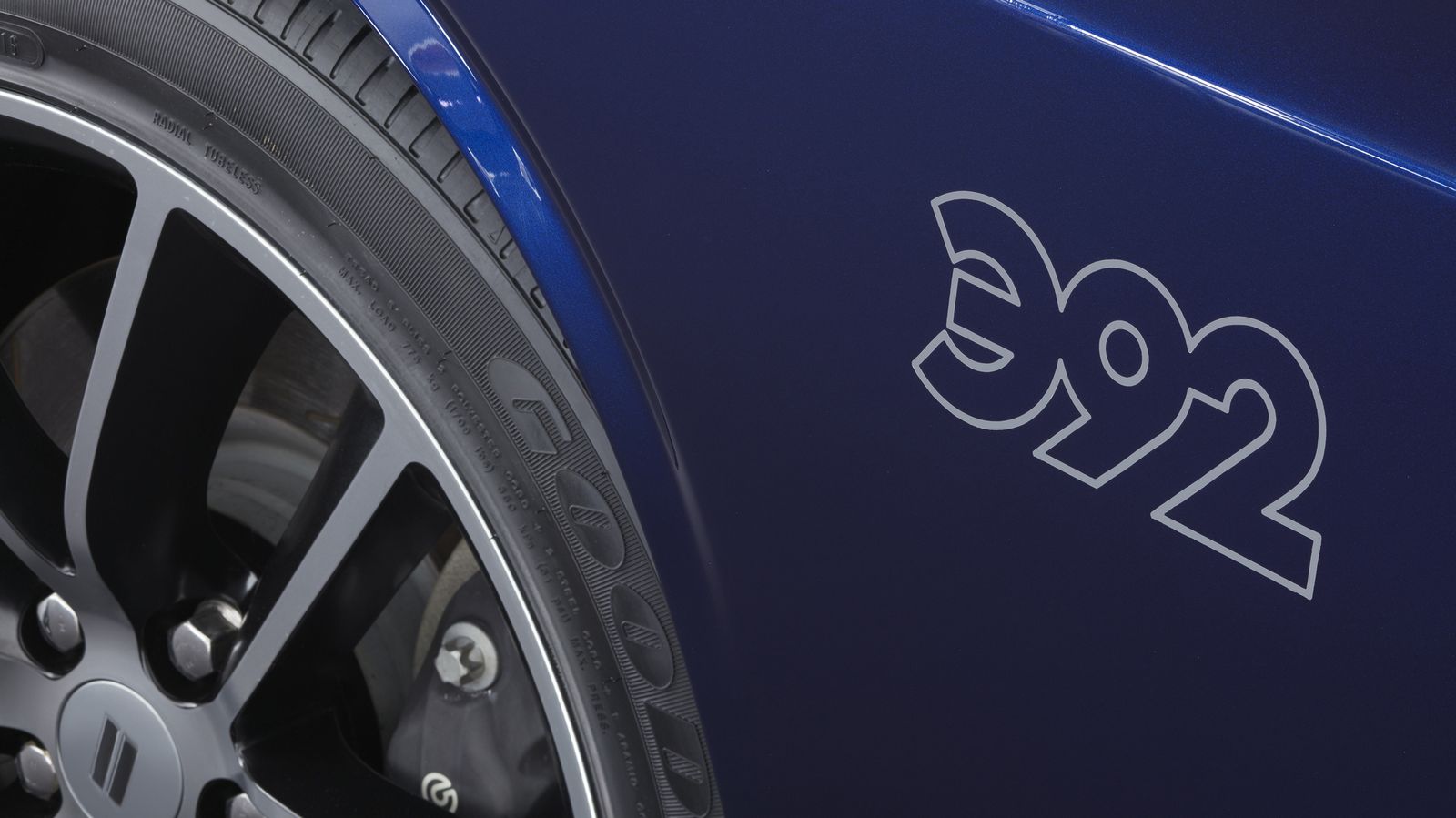 Dodge Challenger MOPAR