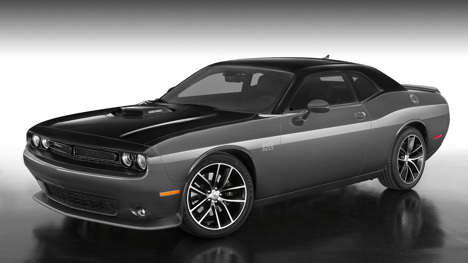 Dodge Challenger MOPAR