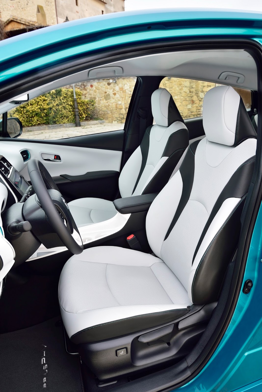 Toyota Prius Plug-In Hybrid 2017