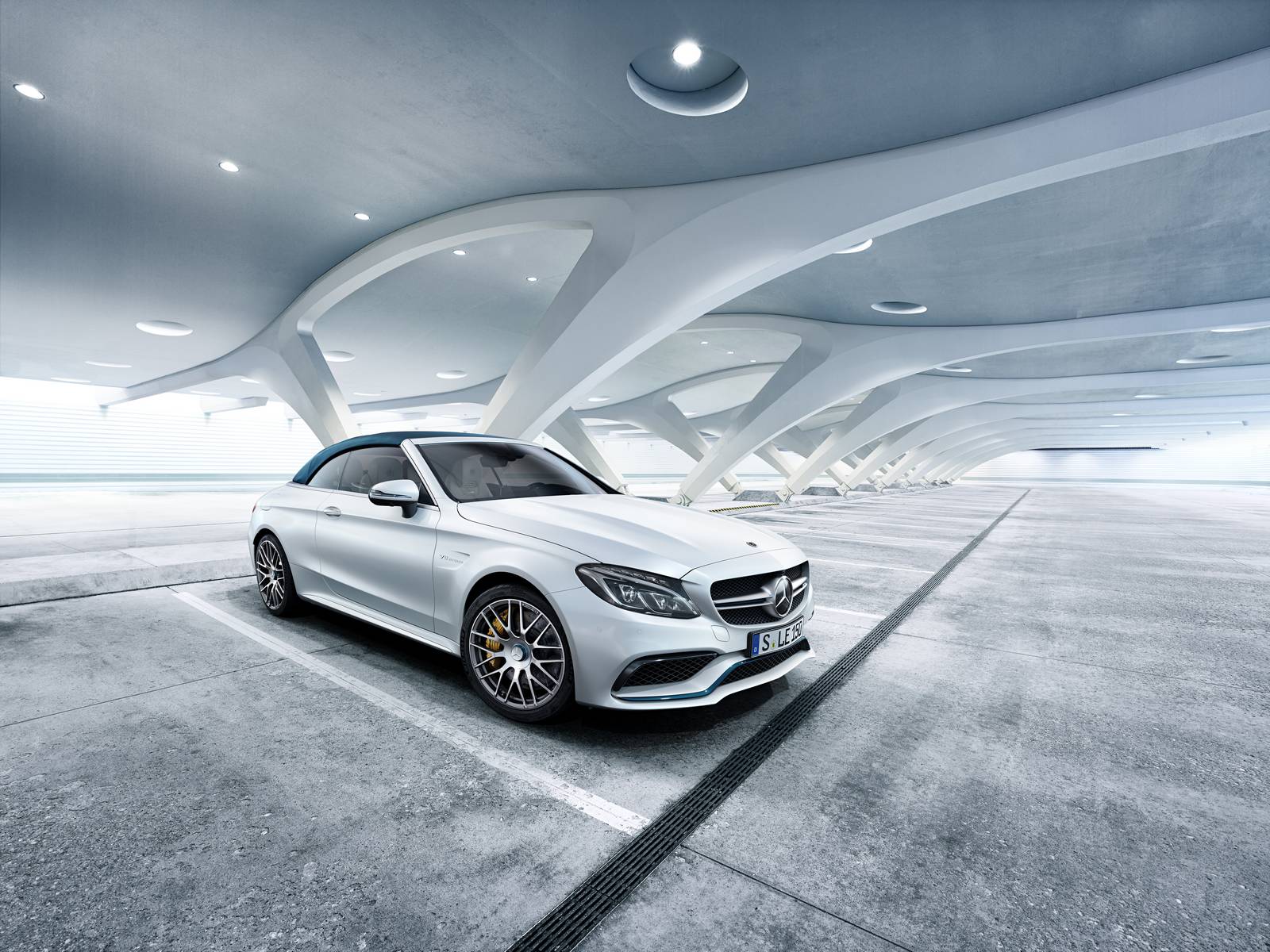 Mercedes AMG C 63 Cabrio Ocean Blue Edition