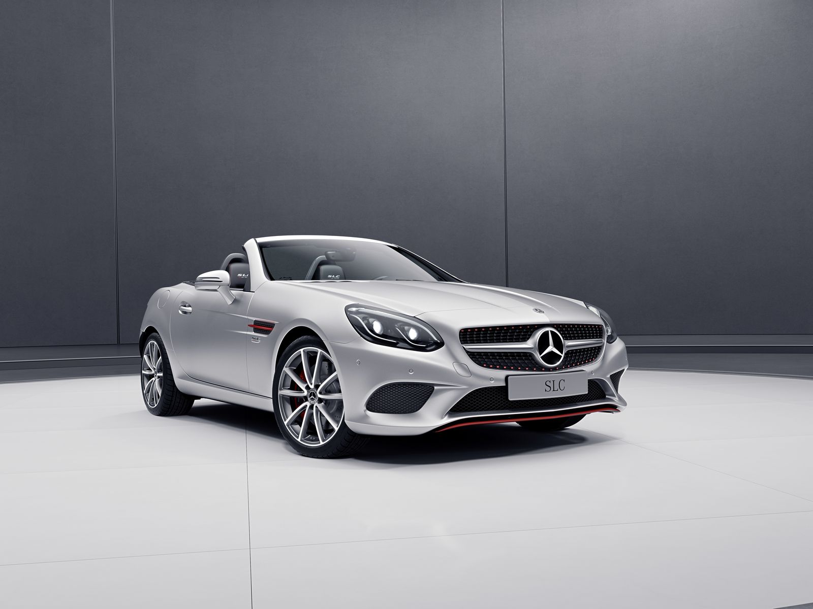 Mercedes SLC RedArt Edition