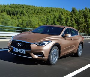 Infiniti Q30