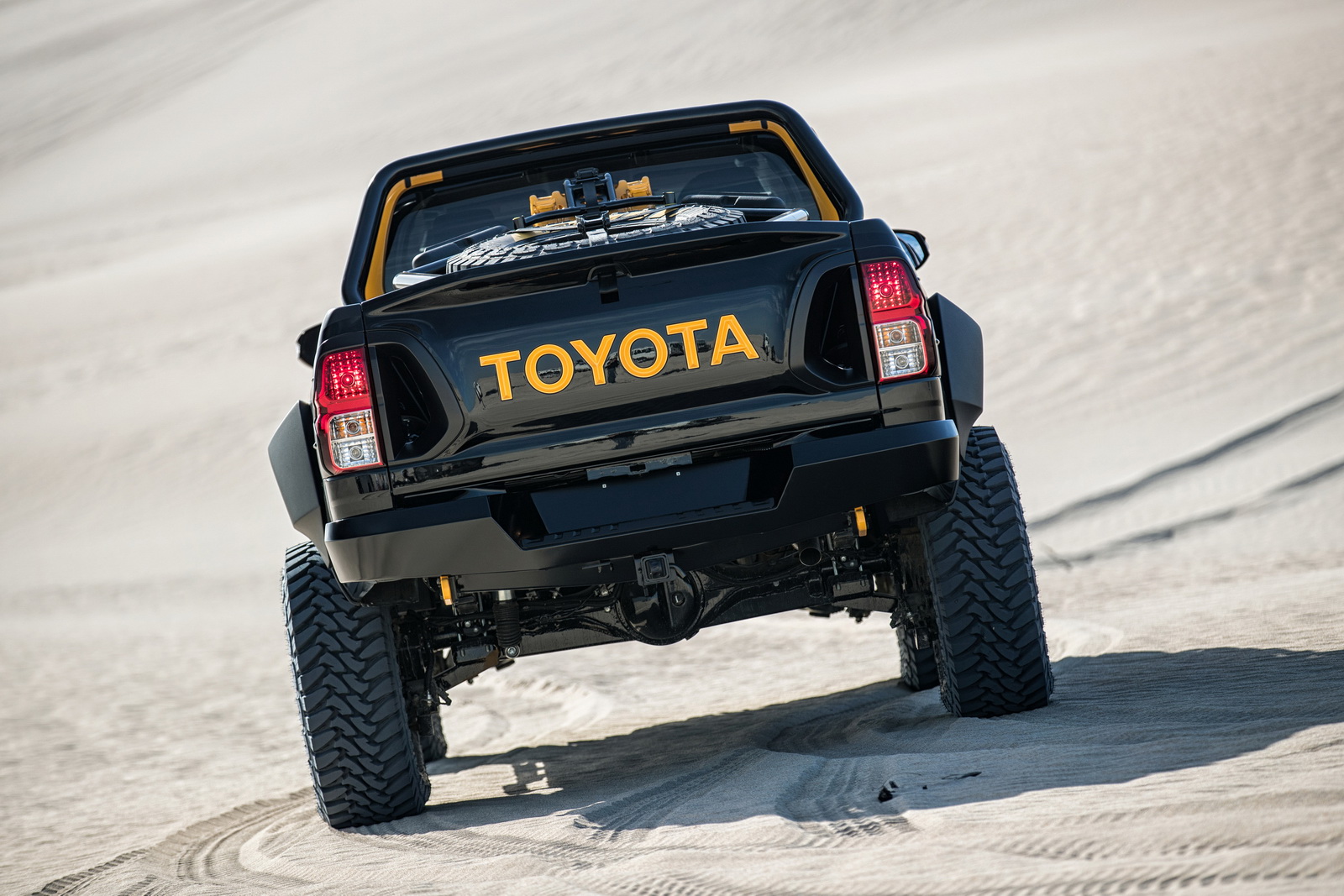 Toyota Hilux Tonka Concept