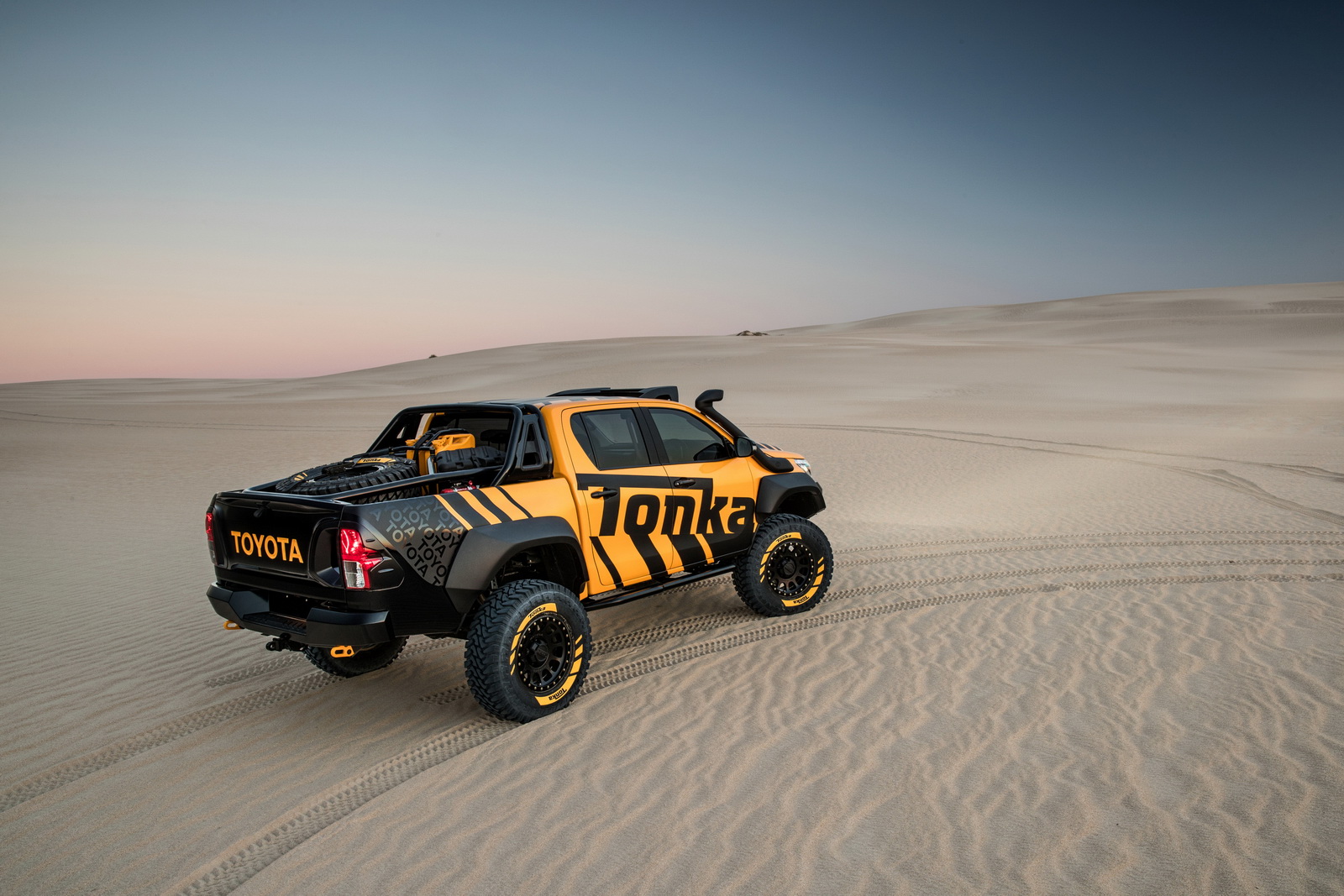 Toyota Hilux Tonka Concept