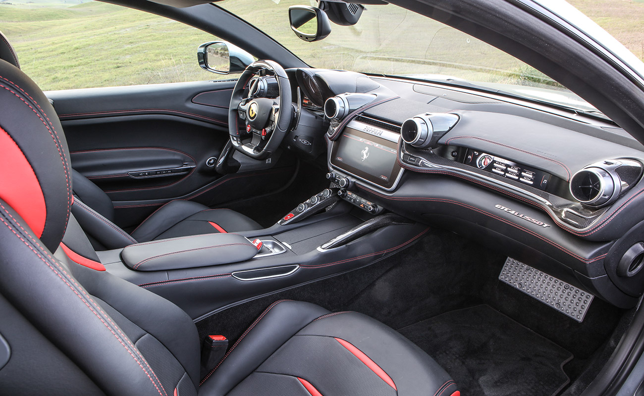 Ferrari GTC4 Lusso T