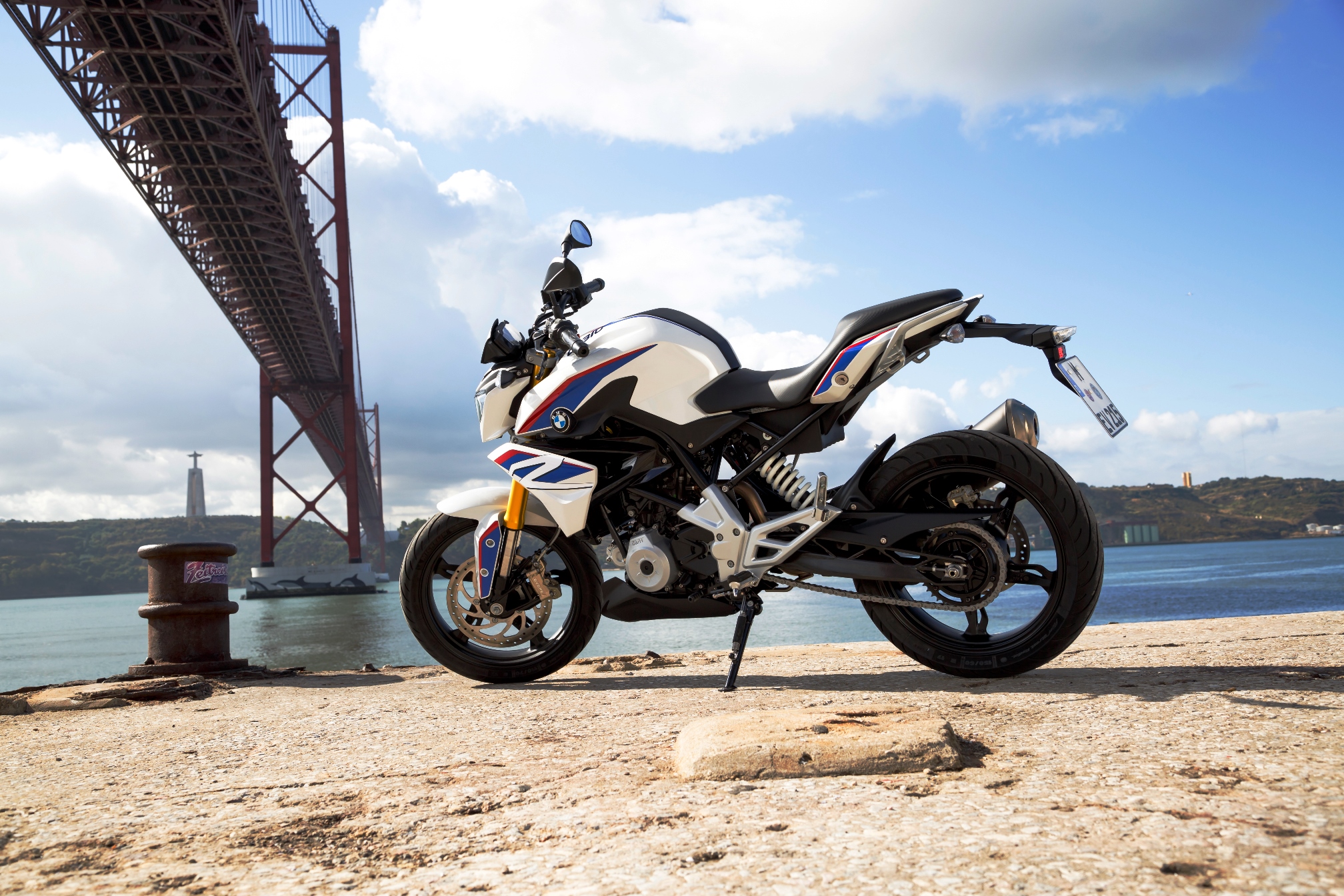 BMW G 310 R