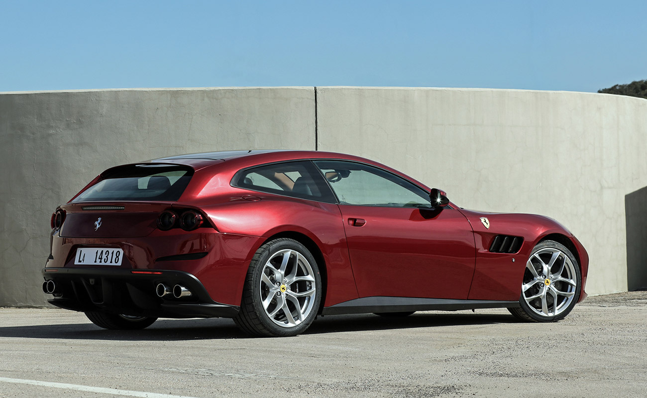 Ferrari GTC 4 Lusso T