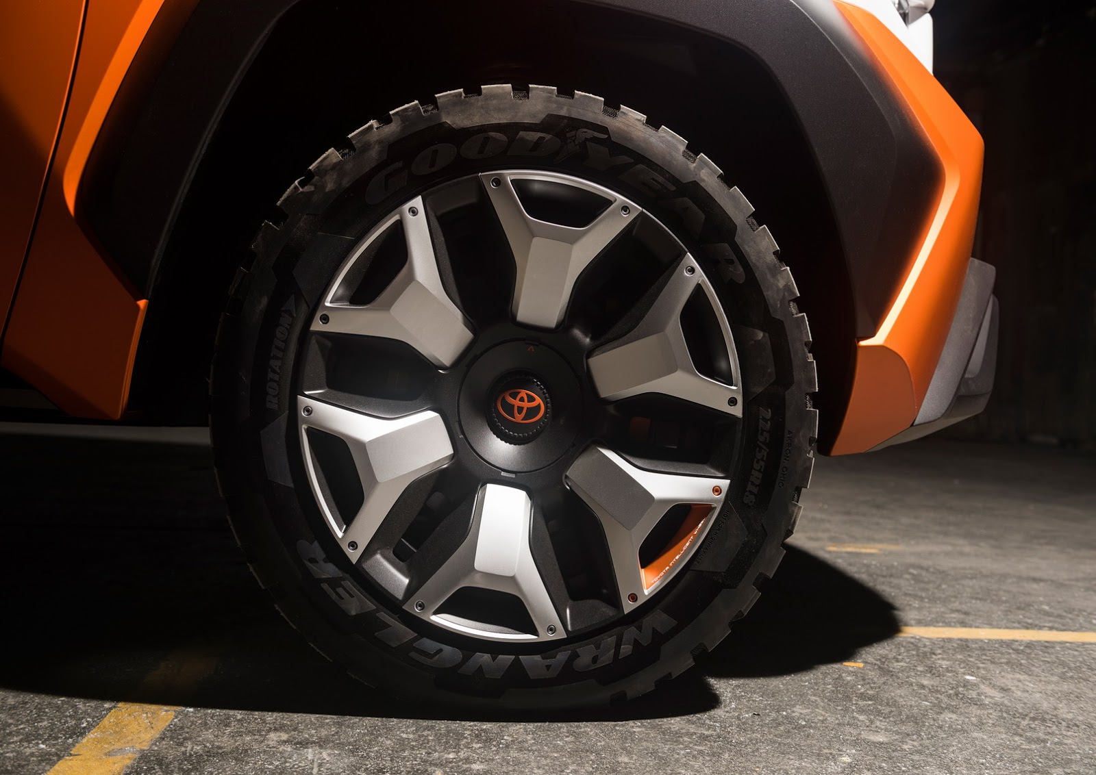 Toyota FT-4X Concept