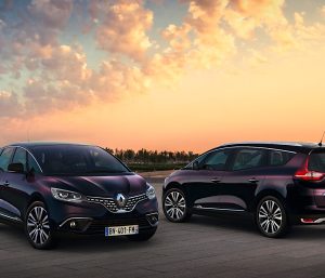 Renault Scenic Initiale Paris