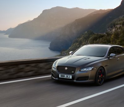 Jaguar XJR575
