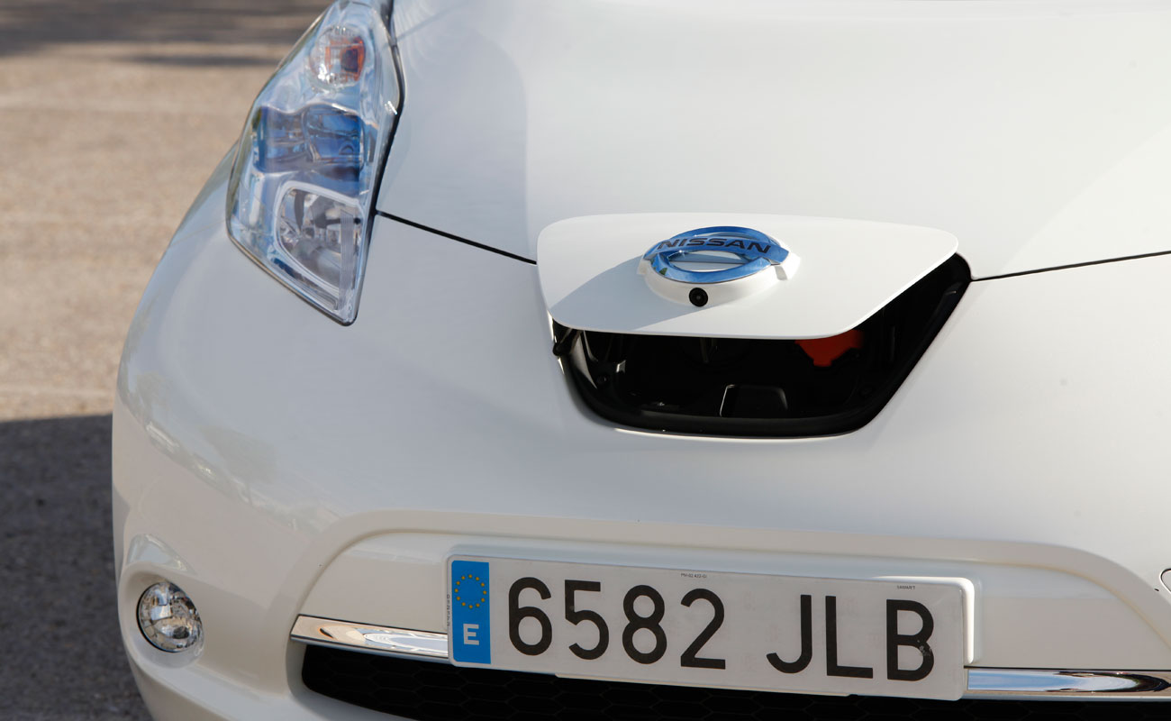nissan leaf