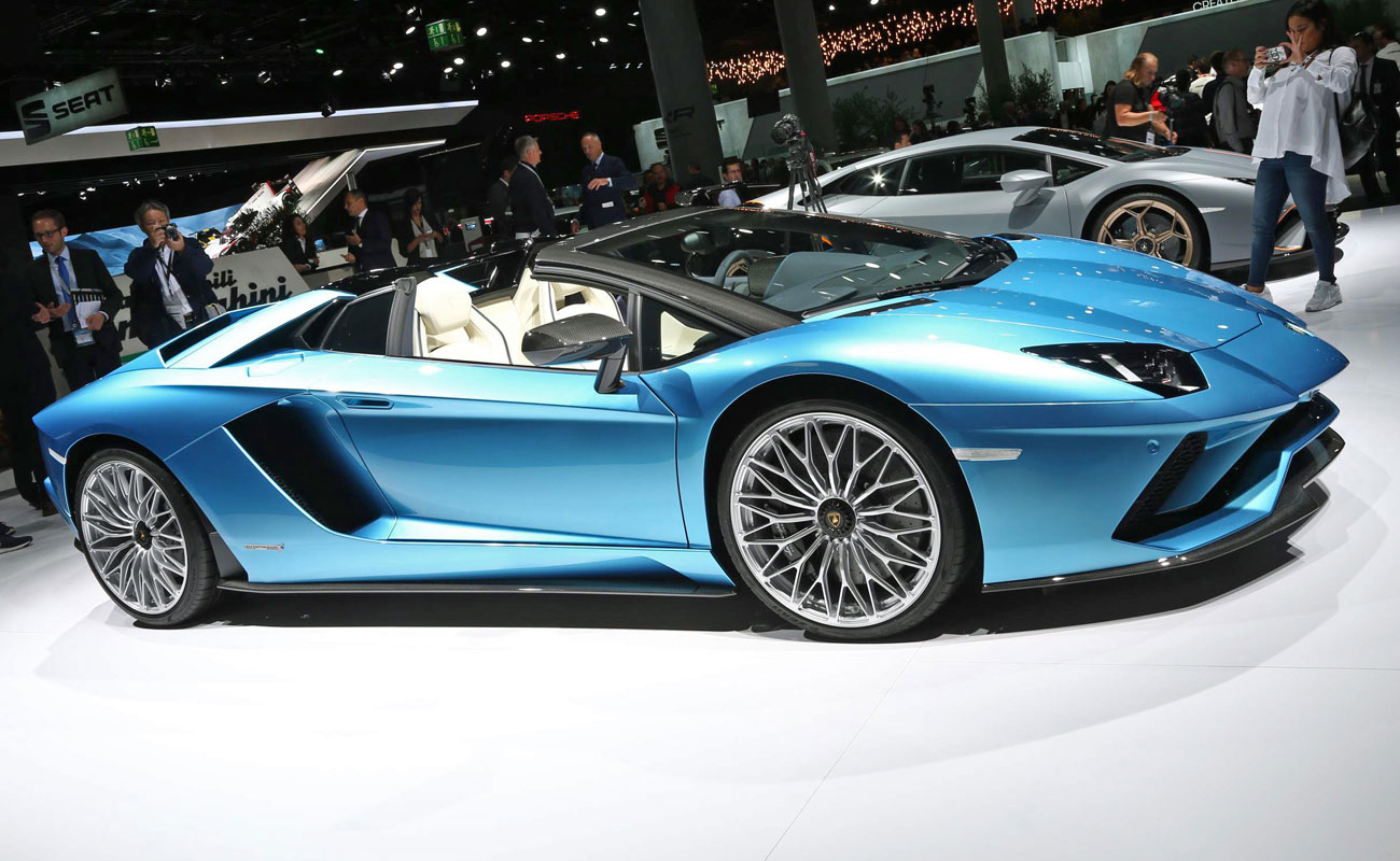 lamborghini aventador s roadster