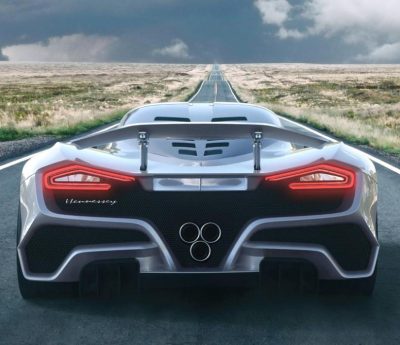 1. Hennesey Venom F5: 482 km/h