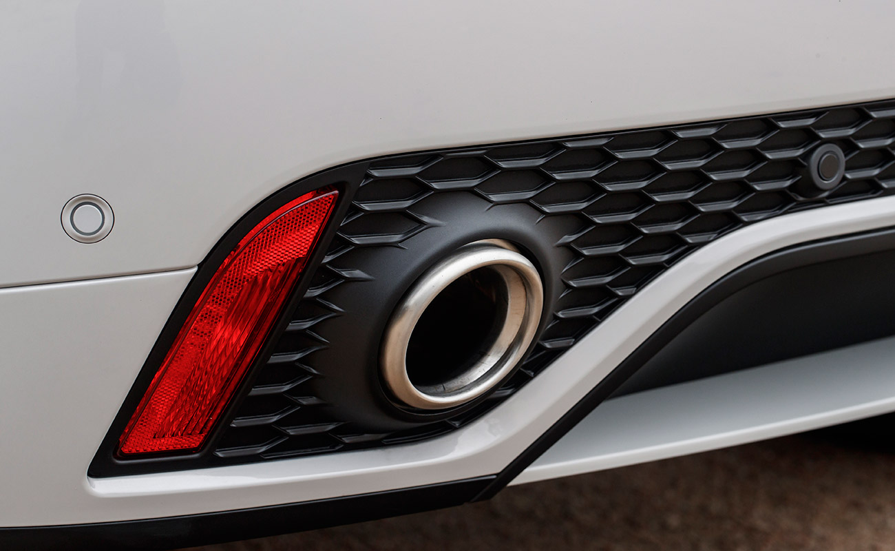 E-PACE-R-Dynamic-P300_BorascoGrey_141