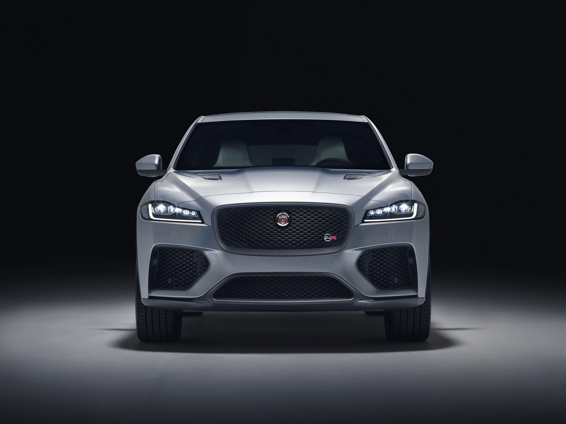 Jaguar F-Pace SVR