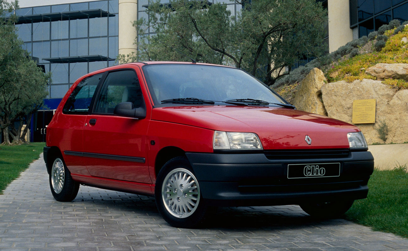 Renault Clio (1990) // 75 CV