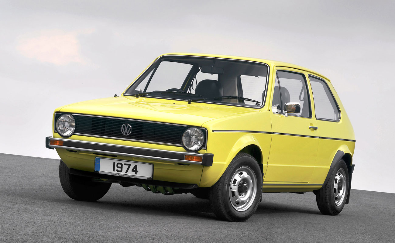 Volkswagen Golf (1974) // 110 CV