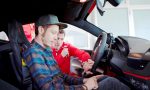 Valentino Rossi se lo pasa en grande con el nuevo Ferrari 488 Pista